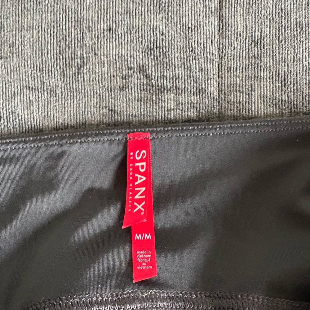 Spanx Womens High Waisted Faux Leggings Size Medium Goth Punk Moto Biker - Picture 7 of 10